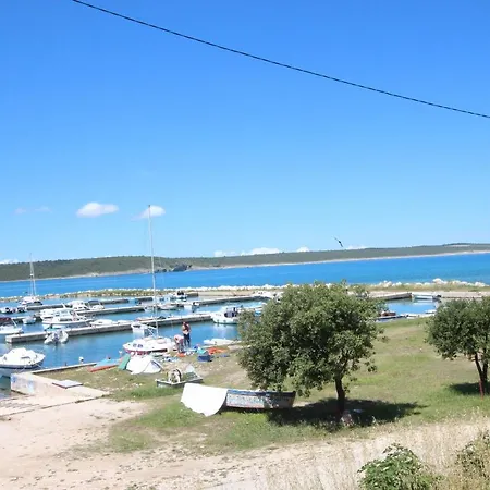 Maris With Sea View *