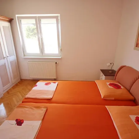 Maris With Sea View Ljubač